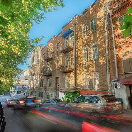 Tbilisi Home,View On Gvinis Karkhana Wine Factory 外观 照片