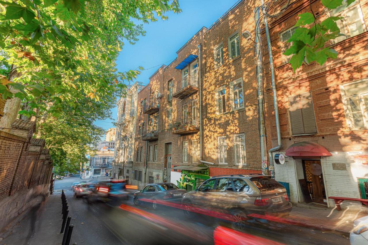 Tbilisi Home,View On Gvinis Karkhana Wine Factory 外观 照片